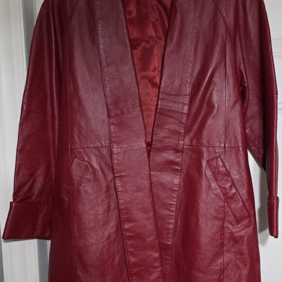 Phase Two Red Leather Ladies Long Coat - Picture 3 of 10
